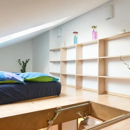 Romantic Studio In Bohemian Area